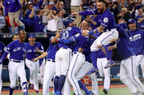 Blue Jays to serve beer in cups after can-throwing incident