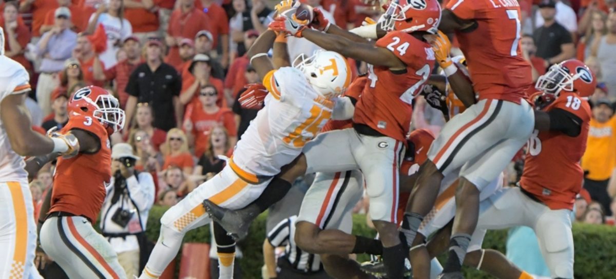 Tennessee beats Georgia 34-31 with TD pass on final play