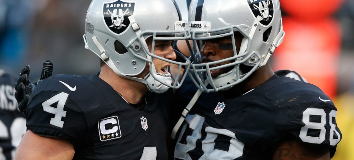 Carr overcomes injury to rally Raiders past Panthers 35-32