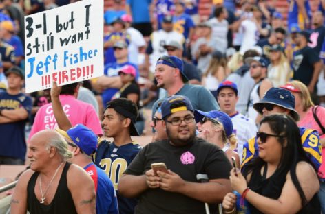 We want Goff: Rams hear fans’ chant, but rook stays on bench