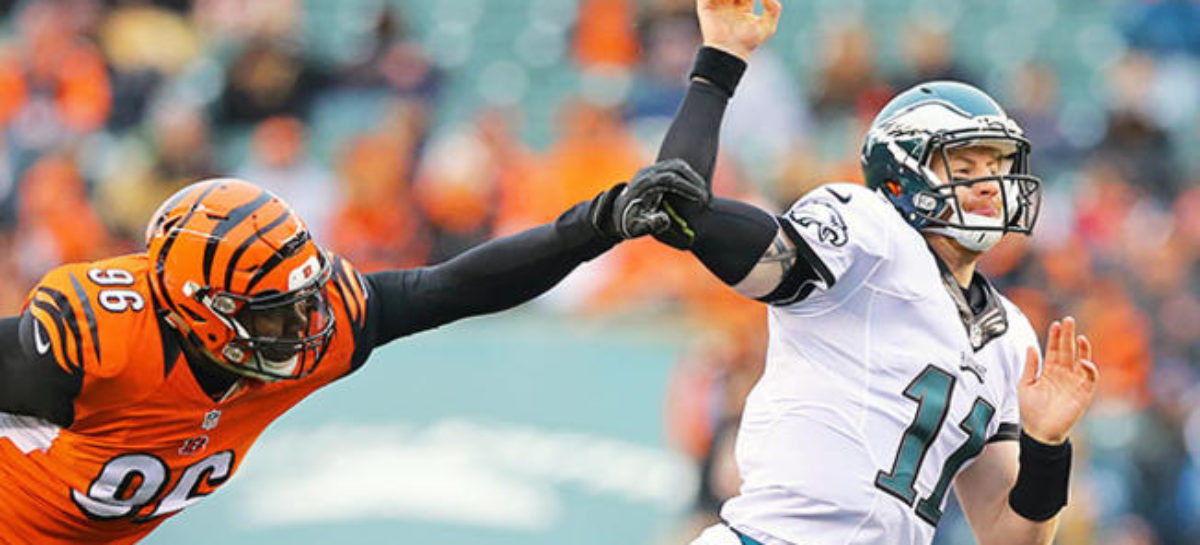 Dalton throws for 2 TDs, Bengals beat Eagles 32-14