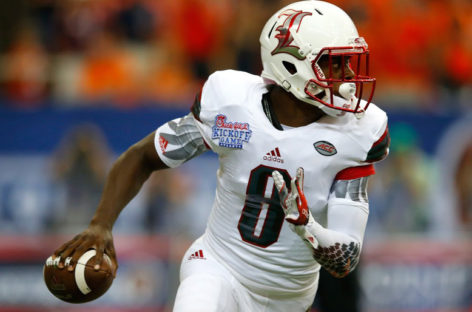 Louisville’s Jackson becomes youngest to win Heisman