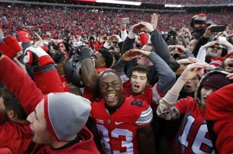 QB Hornibrook available for Big Ten title game