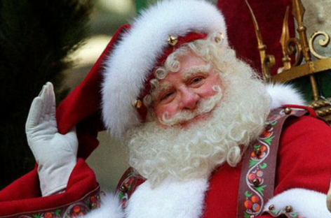 Santa Claus to ride Hoover fire trucks around town on Christmas Eve