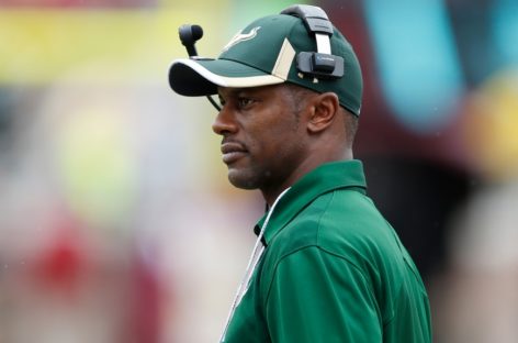 Taggart, coach of USC’s bowl foe USF, hired at Oregon