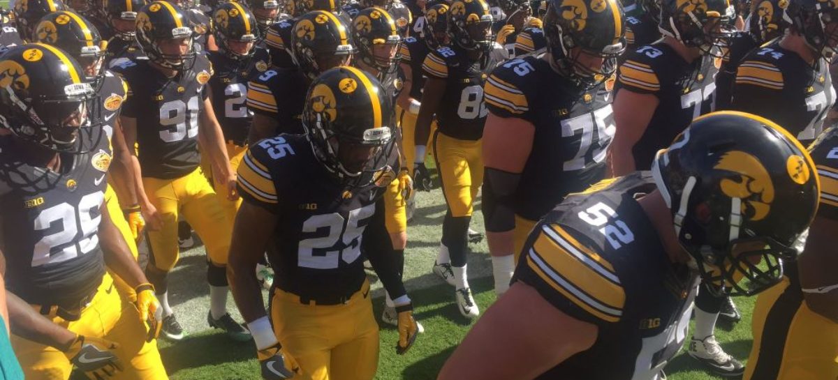 Iowa QB Beathard plays through injury in Outback Bowl loss