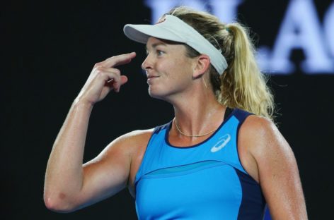 CoCo Vandeweghe stuns Garbine Muguruza to make first Grand Slam semi-final