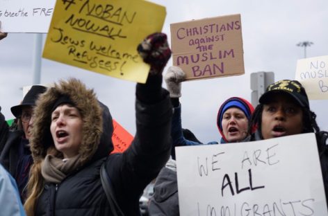 What We Saw at the #MuslimBan Protest at LAX