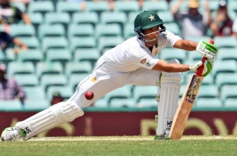 Younis Khan remains unbeaten on 134 but Australia in firm control