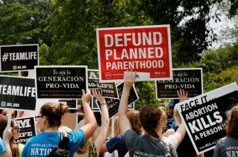 ‘Stand With Planned Parenthood’ counter-protests in MI