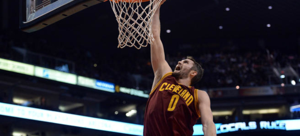 Cavaliers’ Kevin Love (back) planning on playing Saturday against Knicks