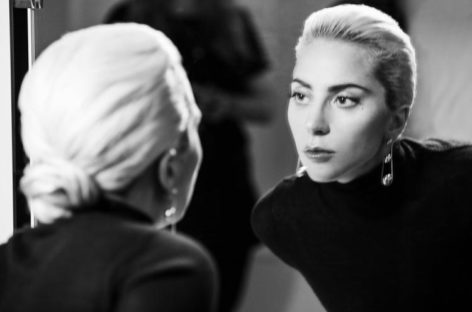 Lady Gaga to announce wold tour right after Super-Bowl half-time show