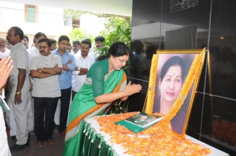 Top AIADMK leader backs OPS, says he is the real leader