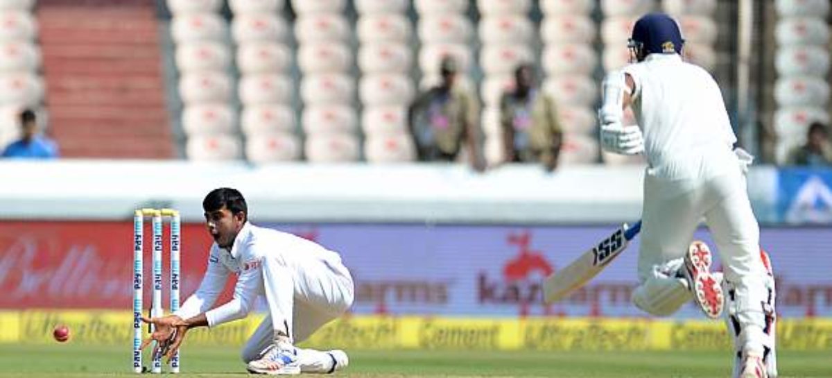 Kohli, Vijay tons put India in charge against Bangladesh