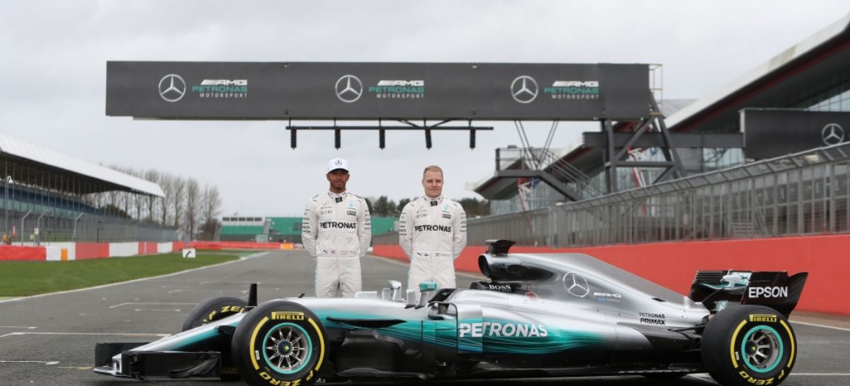 Hamilton hails new F1 auto