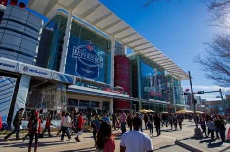 Roads to stay closed as crews dismantle Super Bowl Live