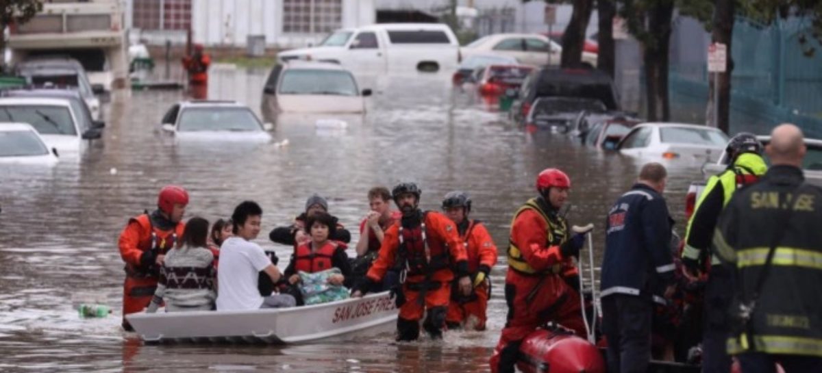 Thousands remain evacuated as flood ravages San Jose