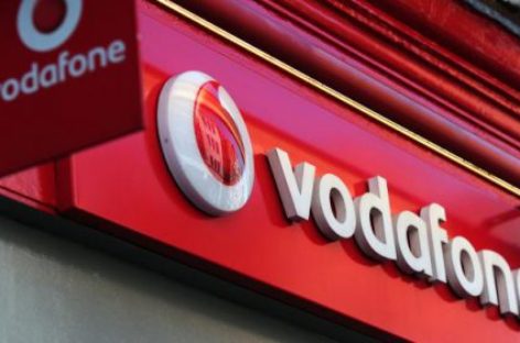 Vodafone joins with rival in bid to put down Indian mutiny