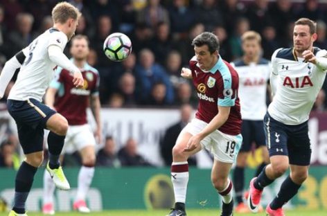 Mark Lawrenson states his prediction for Burnley v Tottenham