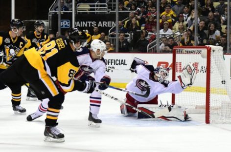 Marc-Andre Fleury gets surprise start in net for Penguins