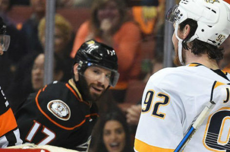 Energized Ducks even Western finals, beat Predators 5-3