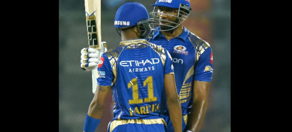 IPL 10: Mumbai Indians crush Delhi Daredevils to enter playoffs in style