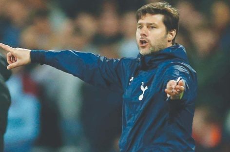 Pochettino vows that Spurs will keep fighting for league title