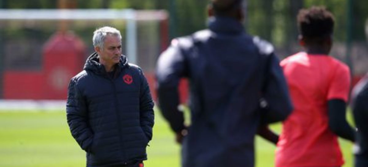 Mourinho mulls United changes at Arsenal