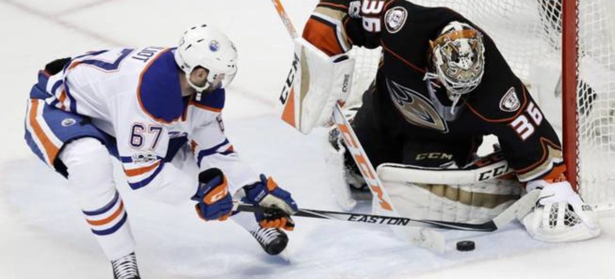 Silfverberg scores 2, Ducks beat Oilers 6-3 in Game 3