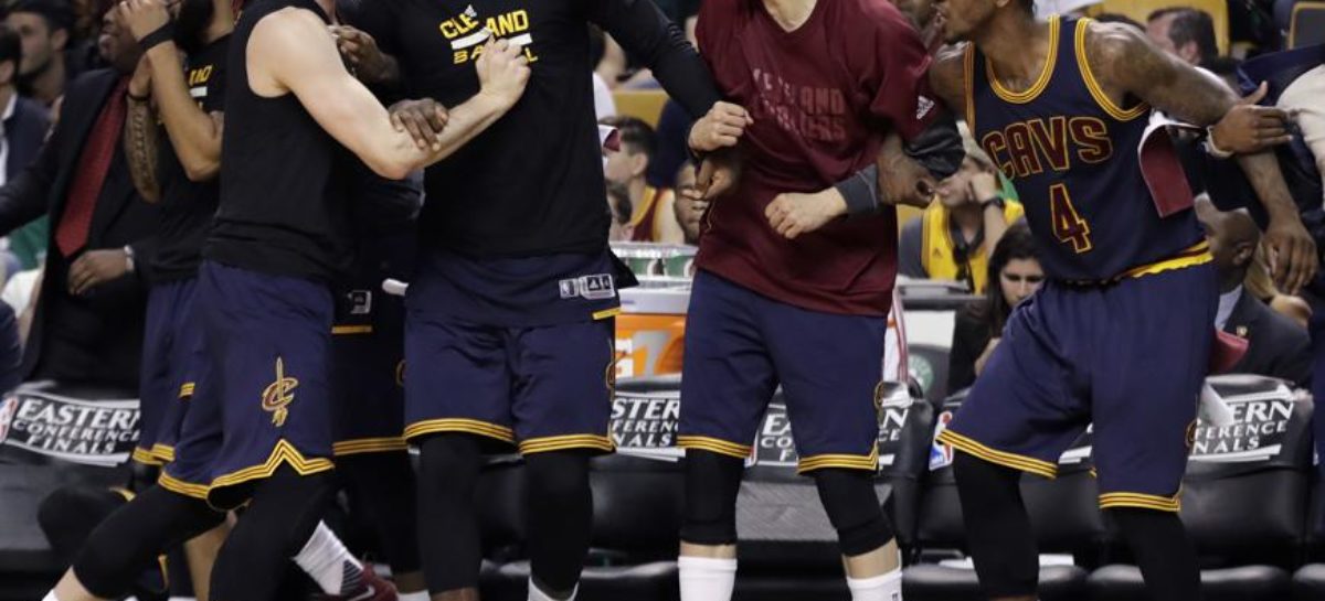 Warriors favored over LeBron and Cavaliers in the Finals