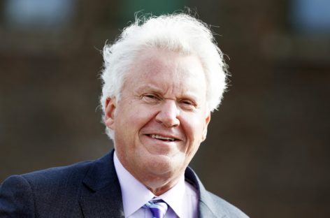 Jeff Immelt stepping down as CEO of GE