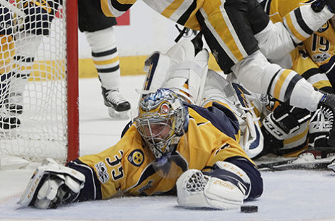 Penguins on cusp of history after destroying Predators