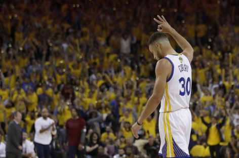 Warriors rout Spurs despite being not at their best