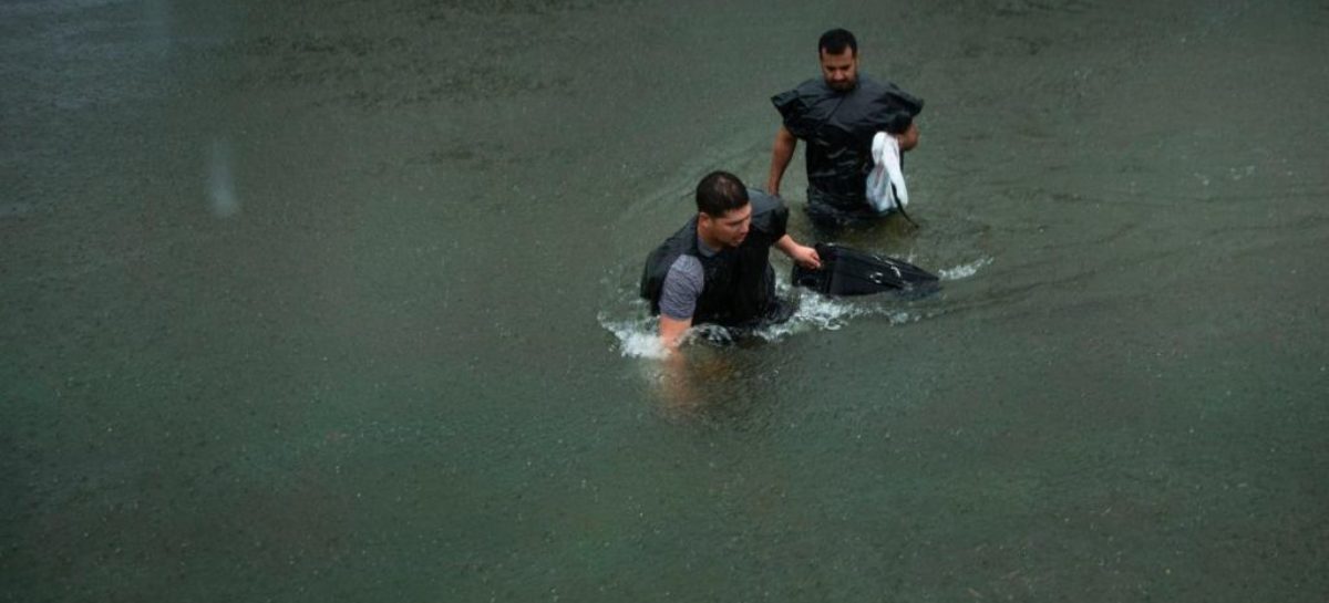 Deaths reported as Harvey strikes Texas coast