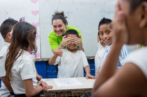 Christian groups decry United States policy change on Salvadorans as Episcopalians offer support