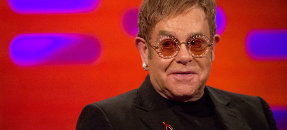 Elton John announces retirement from touring