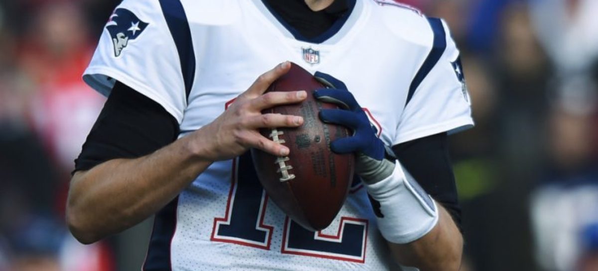 Patriots sack Mariota 8 times in win over Titans