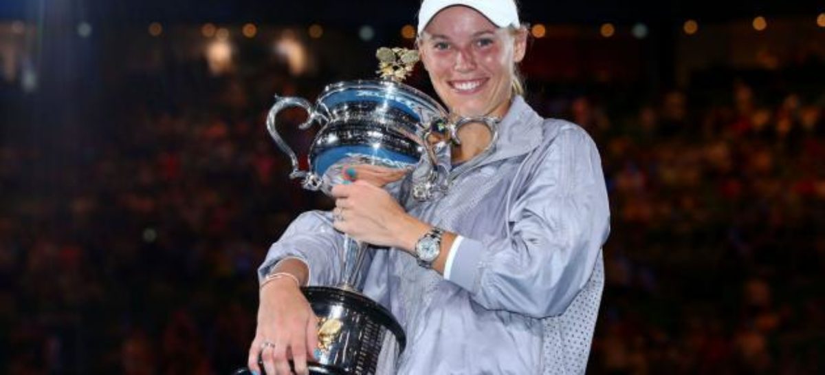 Wozniacki wins Australian Open, regains #1 ranking