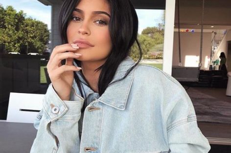 Snapchat value drops $1.3 billion after Kylie Jenner’s tweet