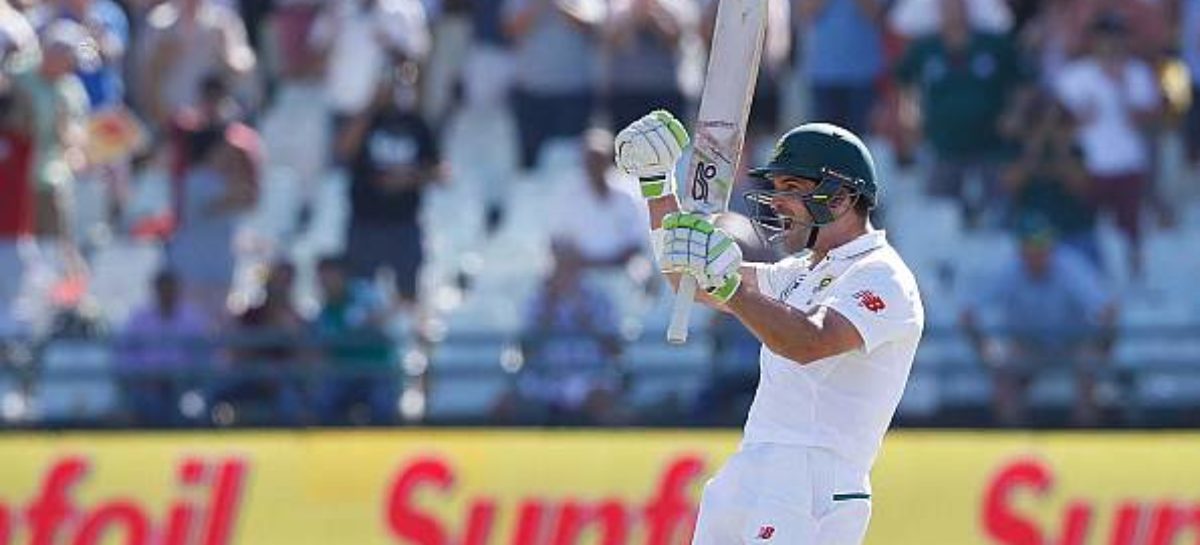 Opener Dean Elgar falls, Proteas stretch lead against Aussies in third Test