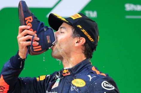 Ricciardo’s gamble pays off with victory in Chinese Grand Prix