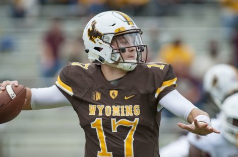 Bills trade up to draft QB Josh Allen with the 7th pick