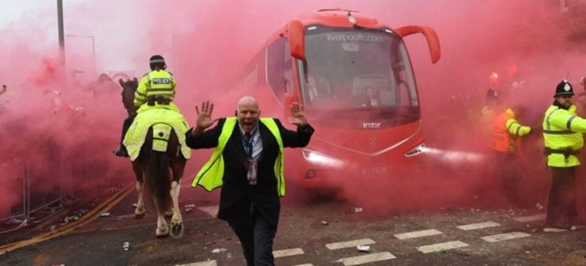 Liverpool apologise to Manchester City after bottles thrown at team bus